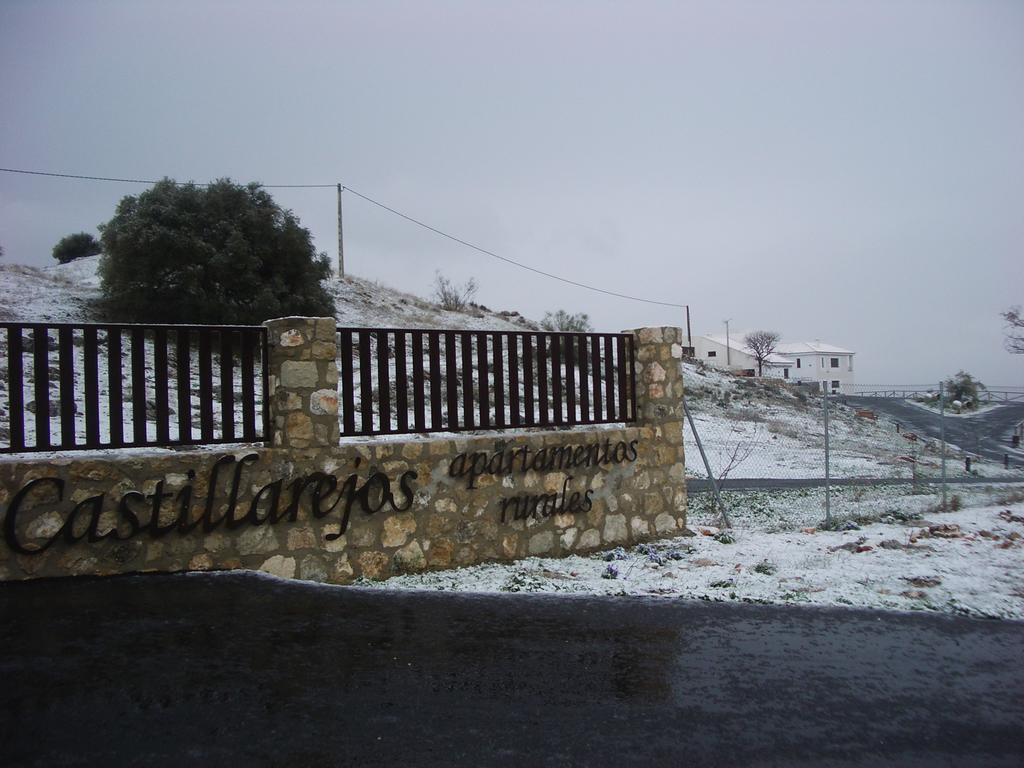 Los Castillarejos Apartamentos Rurales Luque Exteriér fotografie